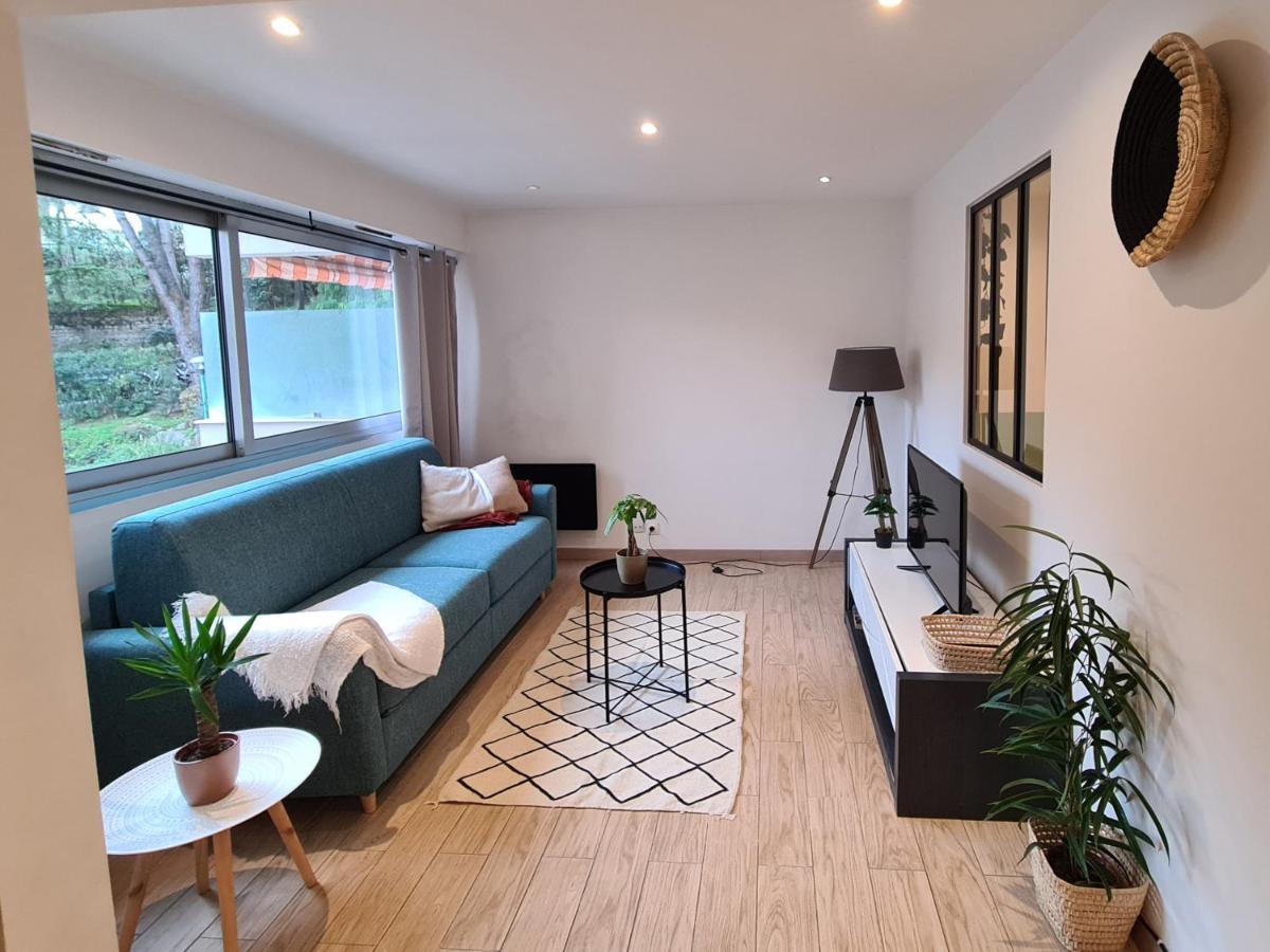5mn Perfumeries & Old Town, Free Small Parking Apartment *